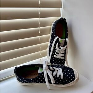 Cariuma Black and White Polka Dot Sneakers